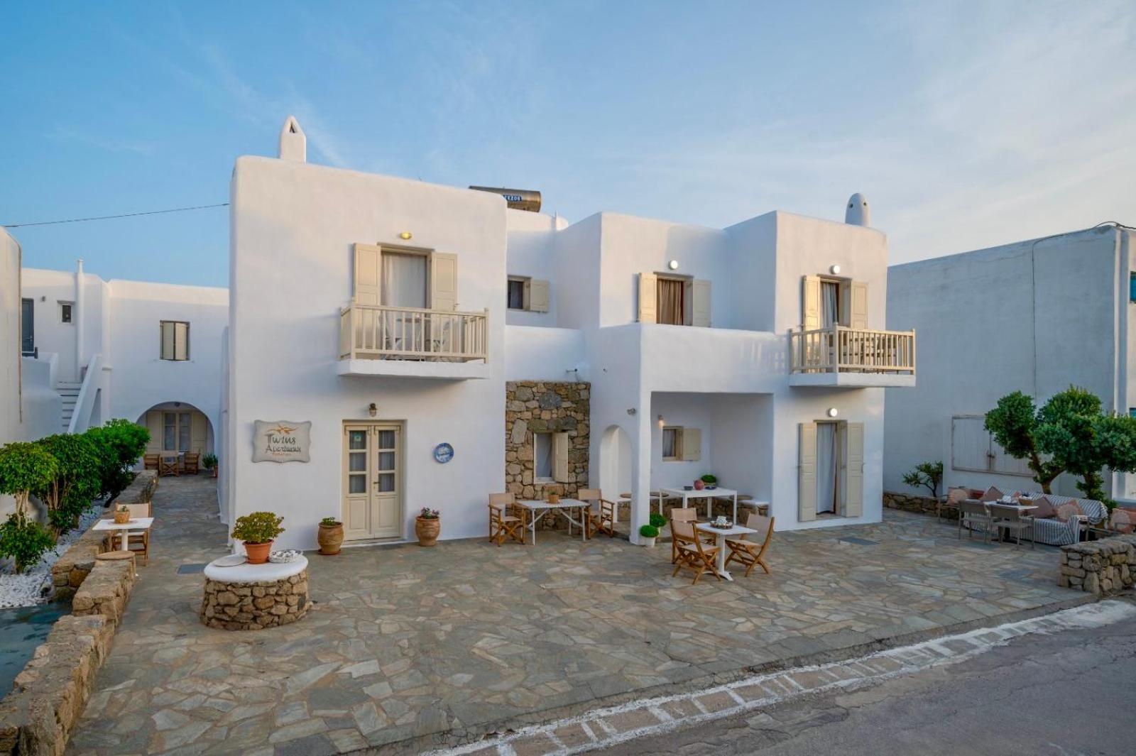 Twins-Trisa Apartments Ornos  Exterior photo