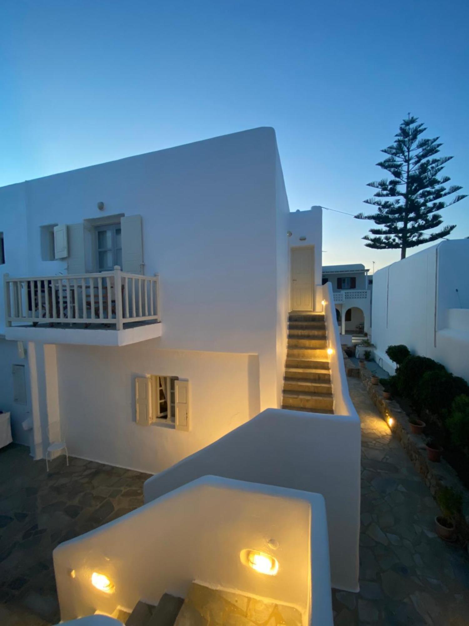 Twins-Trisa Apartments Ornos  Exterior photo