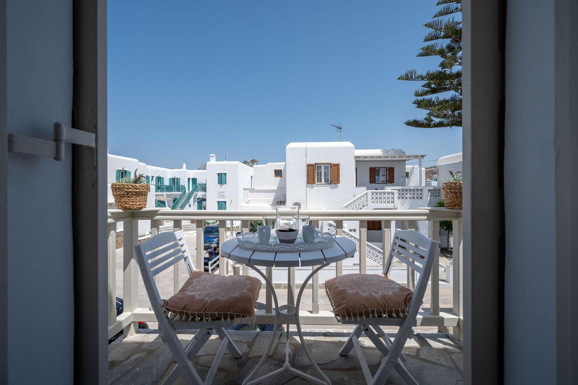 Twins-Trisa Apartments Ornos  Exterior photo
